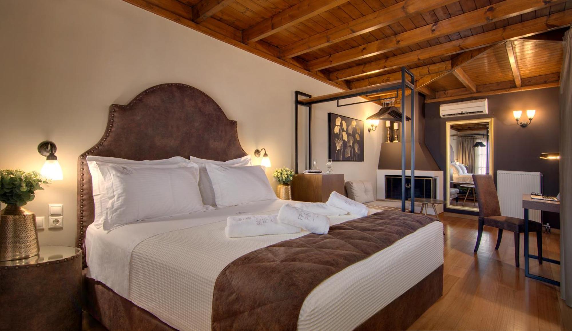 Frontzu Politia Hotel Ioannina Ngoại thất bức ảnh