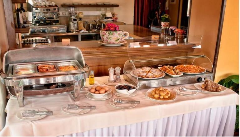 Frontzu Politia Hotel Ioannina Ngoại thất bức ảnh