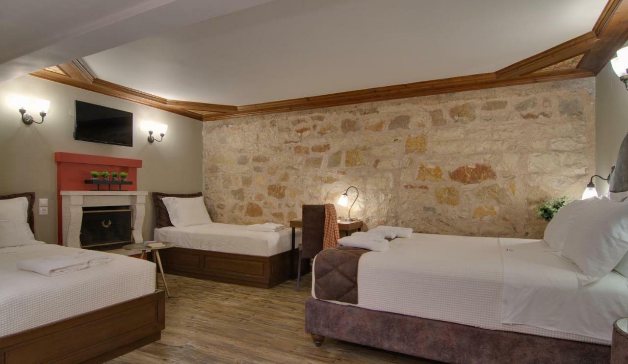 Frontzu Politia Hotel Ioannina Ngoại thất bức ảnh